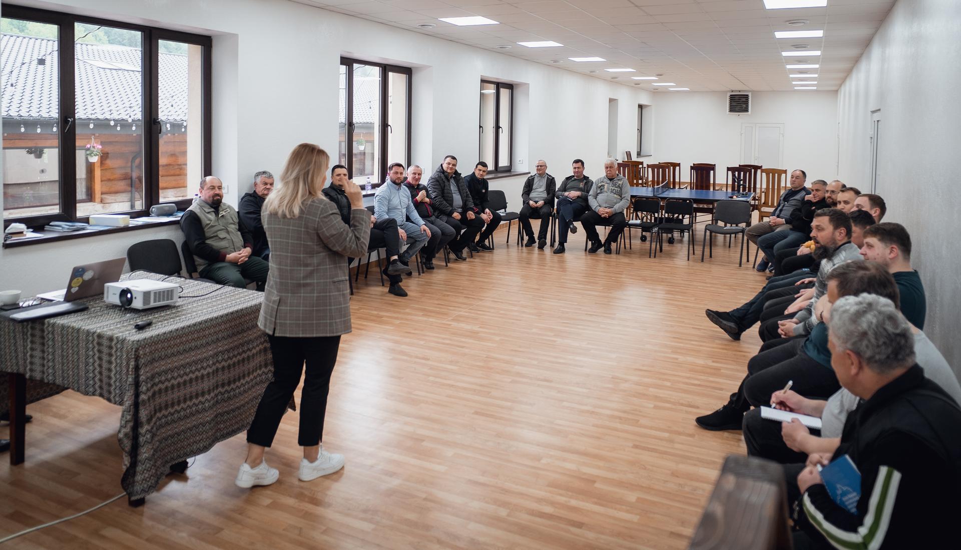 БФ “Карітас Коломия” входить до мережі складу МБФ “Карітас Україна”